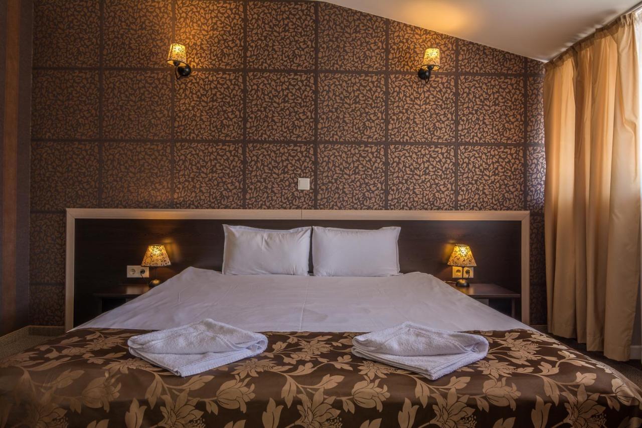 Hotel Royal بوروفتس المظهر الخارجي الصورة