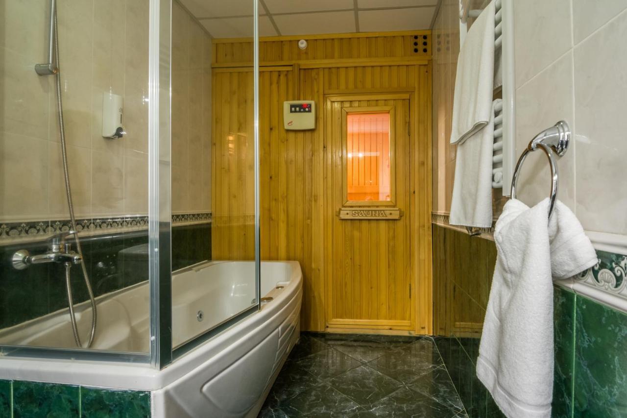 Hotel Royal بوروفتس المظهر الخارجي الصورة